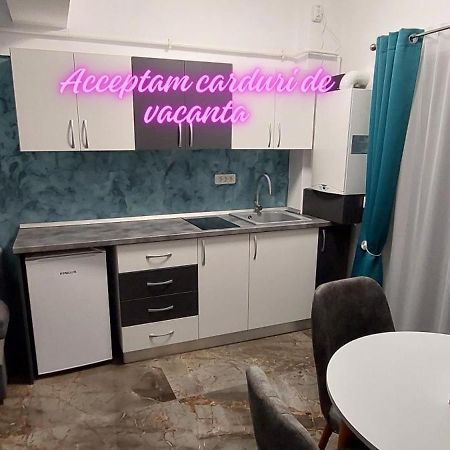 Anelisse Apartments 데포리노드 외부 사진