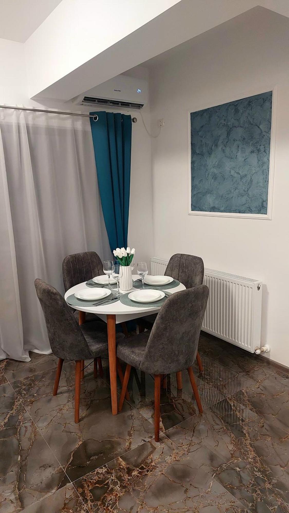 Anelisse Apartments 데포리노드 외부 사진